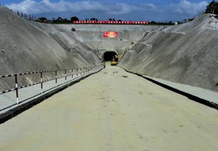 國土開發(fā)和保護面臨許多新情況、新矛盾和新挑戰(zhàn)