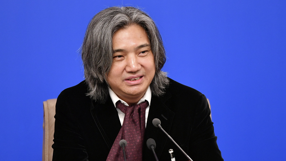 全國政協(xié)常委、文化文史和學(xué)習(xí)委員會委員，中國美術(shù)館館長，中國美術(shù)家協(xié)會副主席 吳為山