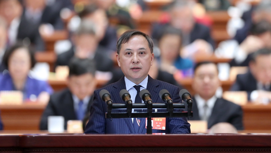 重慶醫(yī)科大學附屬第二醫(yī)院院長，重慶黨外知識分子聯(lián)誼會副會長 任紅