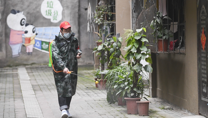 辛識(shí)平：致敬！按下&ldquo;快進(jìn)鍵&rdquo;的平凡英雄