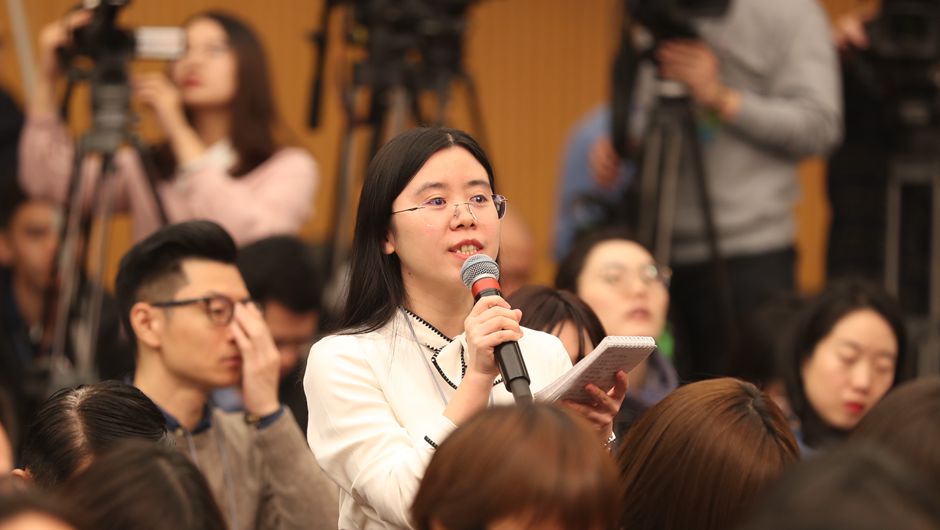 南方報(bào)業(yè)全媒體、南方都市報(bào)記者提問