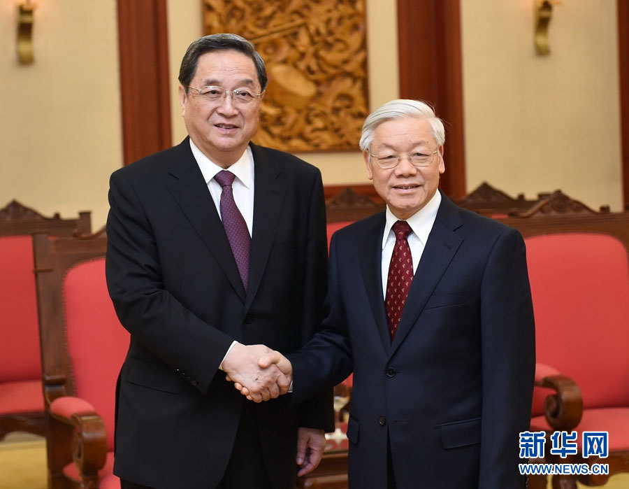 12月25日至27日，中共中央政治局常委、全國政協(xié)主席俞正聲對越南進(jìn)行正式訪問。這是12月26日，俞正聲在河內(nèi)會見越共中央總書記阮富仲。 新華社記者劉建生攝