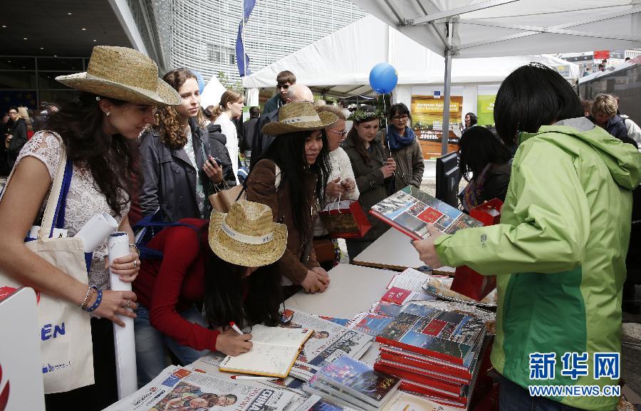（XHDW）（2）&ldquo;中國(guó)角&rdquo;首次現(xiàn)身歐盟開(kāi)放日