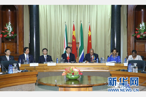 12月2日，國(guó)家主席習(xí)近平在比勒陀利亞同南非總統(tǒng)祖馬舉行會(huì)談。 新華社記者 馬占成 攝  