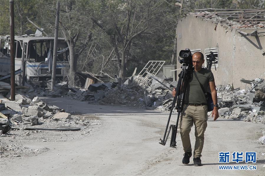 （國(guó)際&middot;圖文互動(dòng)）（1）假如真有化武，我們?cè)趺纯赡苓€站在這里？&mdash;&mdash;來(lái)自敘利亞人的追問(wèn)