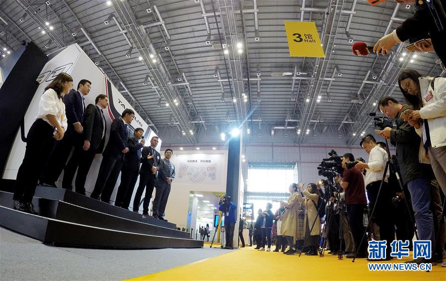 （新華全媒頭條&middot;聚焦進(jìn)口博覽會(huì)&middot;圖文互動(dòng)）（22）海納百川 利達(dá)天下&mdash;&mdash;首屆中國(guó)國(guó)際進(jìn)口博覽會(huì)巡禮