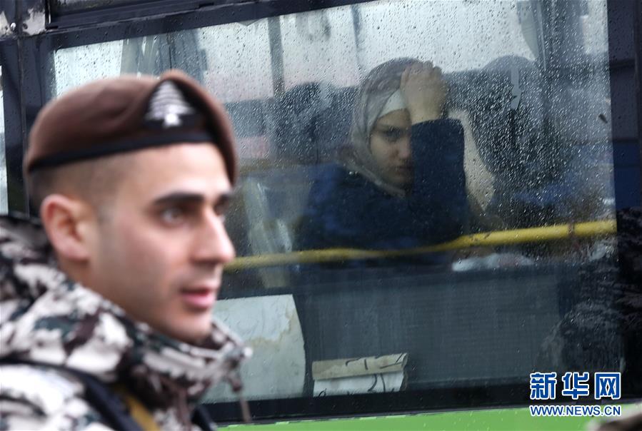 (國(guó)際)(2)黎巴嫩組織新一批敘利亞難民回國(guó)