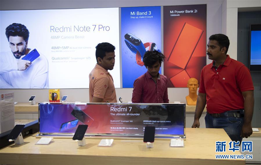 （習(xí)近平出訪配合稿&middot;圖文互動(dòng)）（5）特稿：電影、瑜伽、智能手機(jī)&mdash;&mdash;中印兩個(gè)文明古國(guó)交往&ldquo;新故事&rdquo;