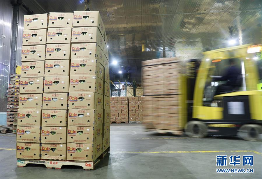 （在習(xí)近平新時(shí)代中國(guó)特色社會(huì)主義思想指引下&mdash;&mdash;新時(shí)代新作為新篇章&middot;總書(shū)記關(guān)切開(kāi)放事&middot;圖文互動(dòng)）（5）中國(guó)市場(chǎng)這么大這么開(kāi)放，我們一定要深耕&mdash;&mdash;來(lái)自進(jìn)博會(huì)參展外商的故事