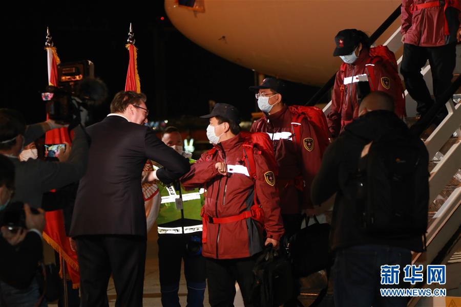 (國際)(5)世界衛(wèi)生日:向醫(yī)護人員致敬