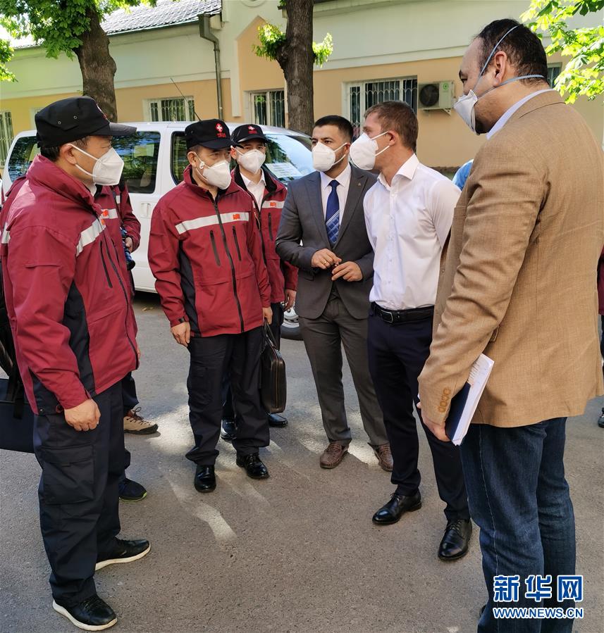 （國際疫情&middot;圖文互動(dòng)）（3）特寫：中國女婿&ldquo;逆行&rdquo;協(xié)助抗疫