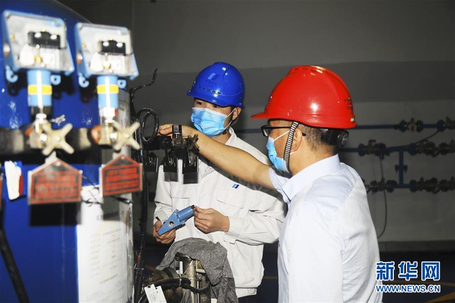 （全球抗疫進(jìn)行時(shí)&middot;圖文互動(dòng)）（1）通訊：額勒賽水電站為疫情下的柬埔寨提供發(fā)展動(dòng)力