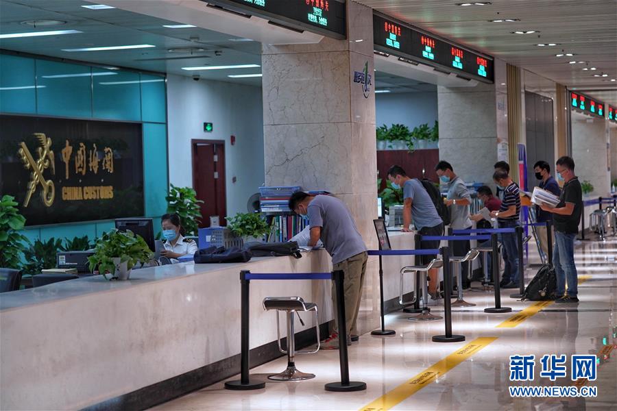 （新華全媒頭條&middot;圖文互動）（10）海納百川共揚帆&mdash;&mdash;黨的十九大以來以習近平同志為核心的黨中央引領(lǐng)中國高水平對外開放紀實