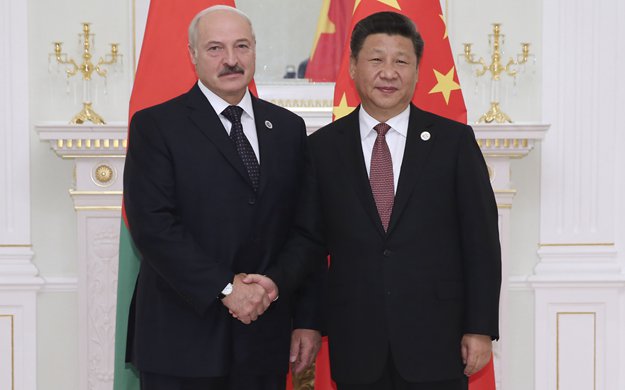 習近平會見白俄羅斯總統(tǒng)