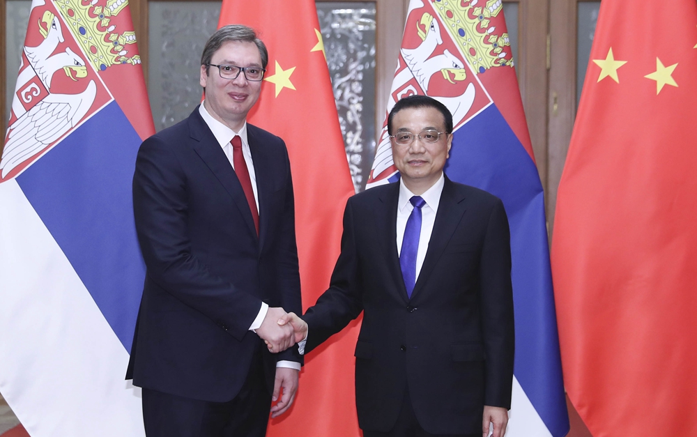 李克強會見塞爾維亞總理、當(dāng)選總統(tǒng)武契奇