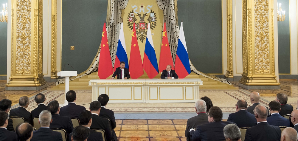 習(xí)近平同俄羅斯總統(tǒng)普京共同會見中俄友好、和平與發(fā)展委員會，媒體和企業(yè)界代表